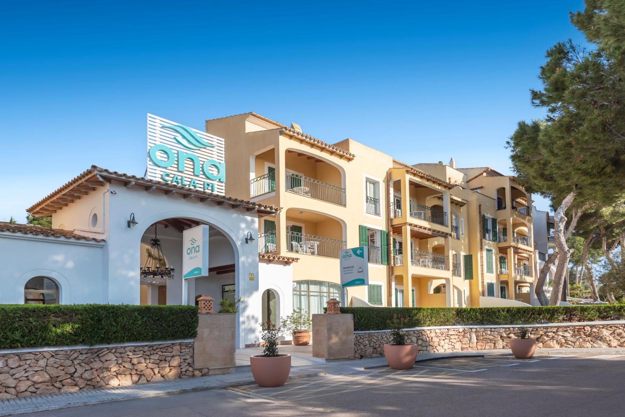 Aparthotel Ona Cala Pi Club Экстерьер фото